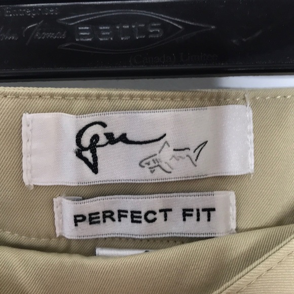 Greg Norman Golf Skort - Picture 2 of 4